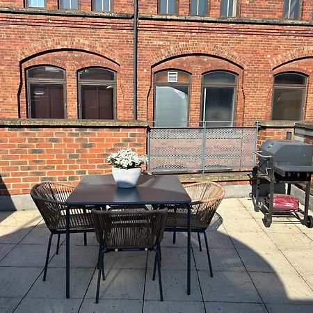 Central Leeds Townhouse With Private Roof Garden Sleeps 4 Extérieur photo