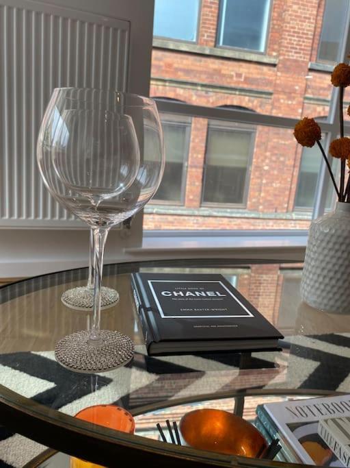 Central Leeds Townhouse With Private Roof Garden Sleeps 4 Extérieur photo